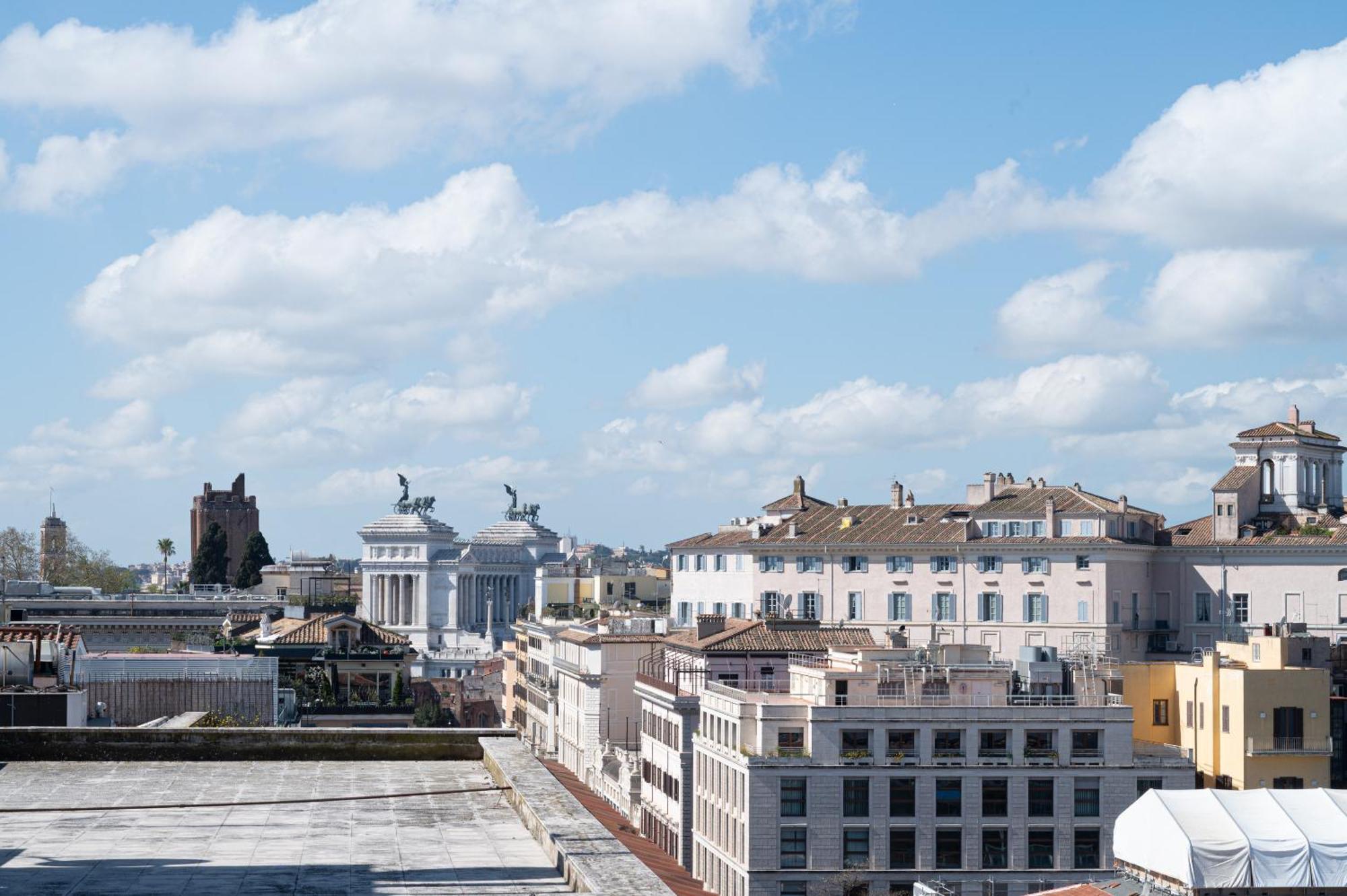 Esposizione Luxury Rome, Rome